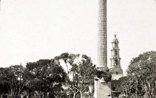Columna de la Exedra